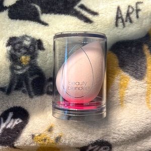 Beautyblender Bubble - brand new